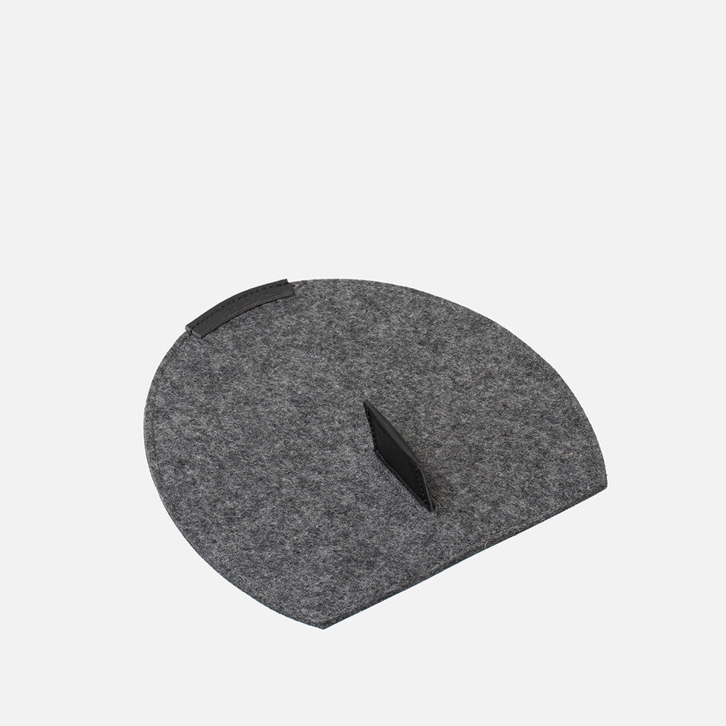 Merino Felt Rest Station 2.0 for AirPods Max